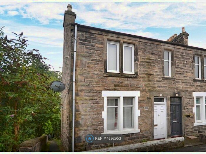 2 Bedroom Flat To Rent In Brucefield Avenue, Dunfermline, KY11