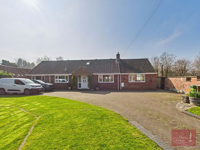 5 Bedroom Detached Bungalow For Sale In Fore Street, Westonzoyland, Bridgwater, TA7
