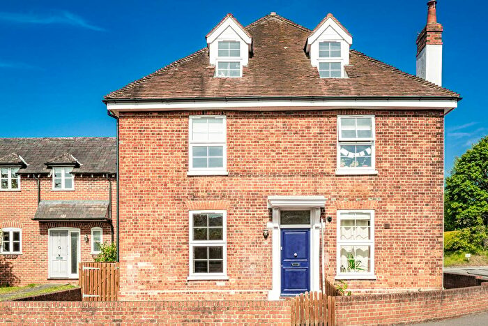 1 Bedroom Apartment For Sale In A Sloane Close, Goring On Thames, RG8