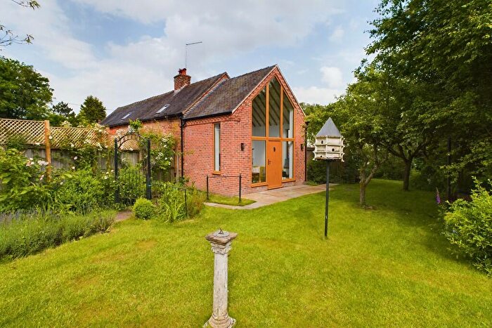 3 Bedroom Detached House For Sale In Yoxall Road, Newborough, DE13