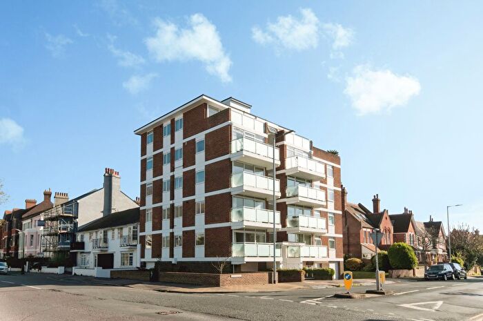 2 Bedroom Flat For Sale In Furness Road, Eastbourne, East Sussex, BN21