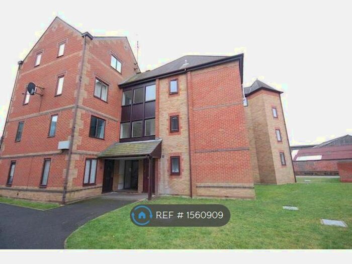 1 Bedroom Flat To Rent In Regent Court, Reading, RG1