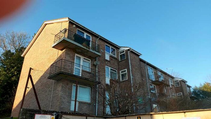 2 Bedroom Apartment To Rent In Greenland Crescent, Fairwater, Cardiff, CF5