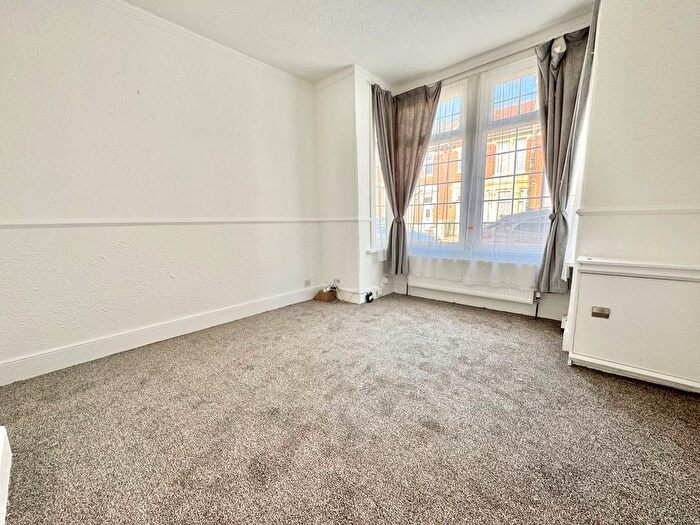 3 Bedroom Property To Rent In Meyrick Road, Portsmouth, PO2