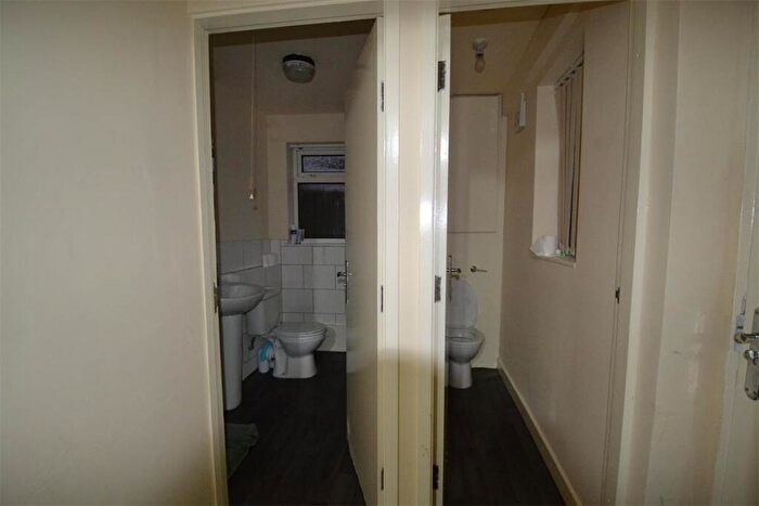 5 Bedroom Terraced House To Rent In Milner Road, Selly Oak, B29