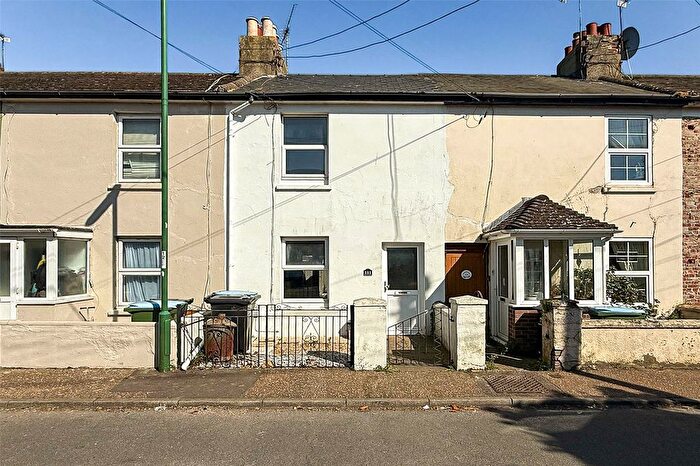 2 Bedroom Terraced House For Sale In Beaconsfield Road, Wick, Littlehampton, West Sussex, BN17