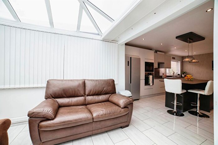 2 Bedroom Detached Bungalow For Sale In North Street, South Normanton, Alfreton, DE55