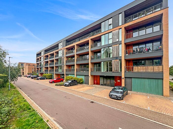 1 Bedroom Flat For Sale In Green Lane, Trumpington, CB2
