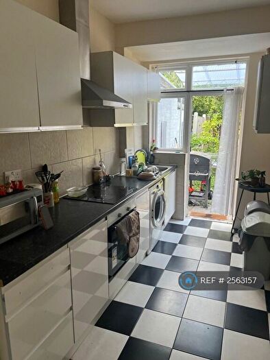 3 Bedroom Terraced House To Rent In Perth Road, London, N22