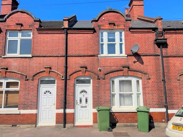 3 Bedroom Terraced House To Rent In Barge House Road, London, E16