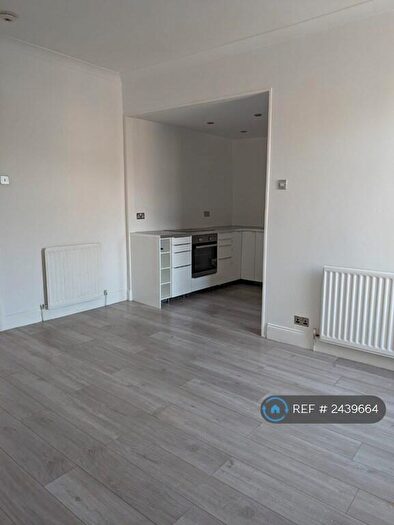 2 Bedroom Flat To Rent In Northcote Street, South Shields, NE33