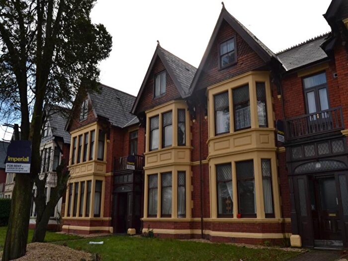 3 Bedroom Flat To Rent In Ninian Road, Roath, Cardiff, CF23