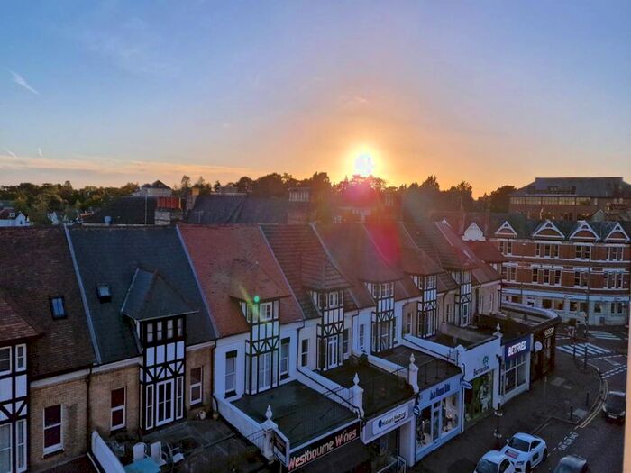 2 Bedroom Flat To Rent In Poole Road, Westbourne, Bournemouth, BH4