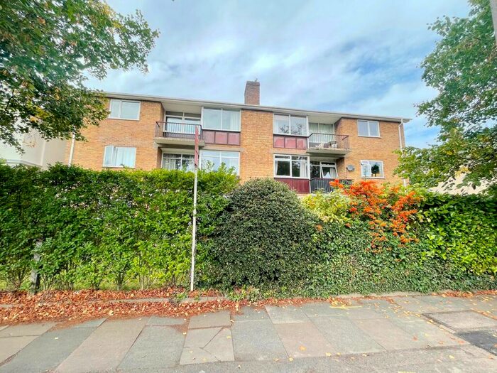 2 Bedroom Flat To Rent In Hewlett Road, Cheltenham, GL52