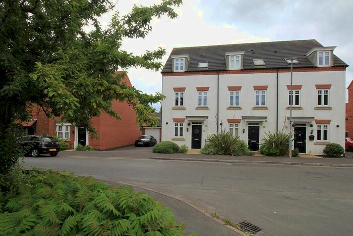 3 Bedroom Town House To Rent In Linkfield Rd, Mountsorrel, LE12