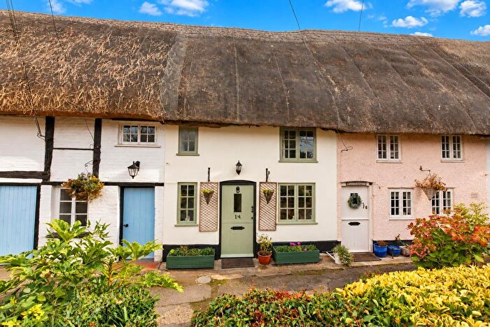 2 Bedroom Cottage For Sale In Malthouse Lane, Dorchester-On-Thames, OX10