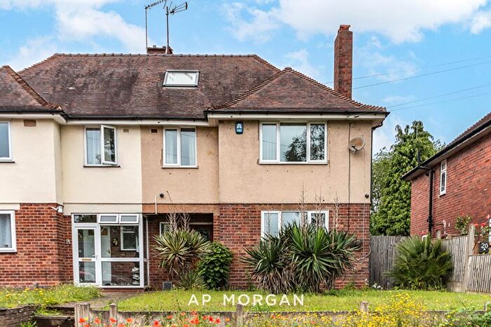 4 Bedroom Semi Detached House For Sale In The Broadway, Dudley, West Midlands, DY8