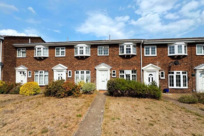 3 Bedroom Terraced House To Rent In West Byfleet, Surrey, KT14