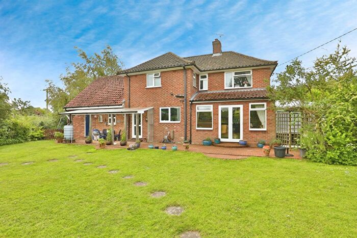 5 Bedroom Detached House For Sale In Lynn Road, East Rudham, King's Lynn, PE31