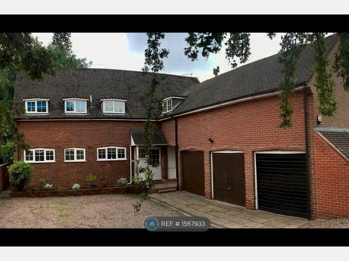 2 Bedroom Maisonette To Rent In Bagot's Court, Rugeley, WS15