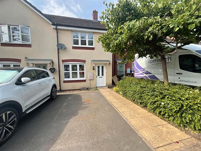 2 Bedroom End Of Terrace House To Rent In Raffles Place, Long Lawford, CV23