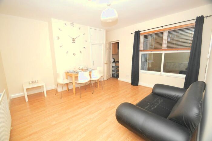 1 Bedroom Flat To Rent In Maxwell Street, Gateshead NE8