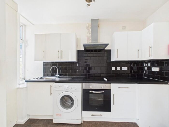 1 Bedroom Flat To Rent In Market Place, Wirksworth, Matlock, DE4