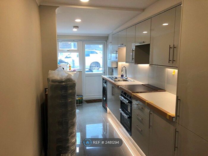 5 Bedroom Terraced House To Rent In Stevenage, Stevenage, SG1