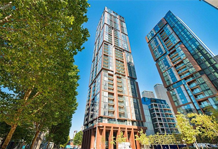 1 Bedroom Flat To Rent In Maine Tower, Canary Wharf, E14