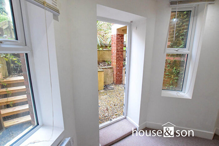 1 Bedroom Apartment For Sale In St Peters Road, Bournemouth, Dorset, BH1