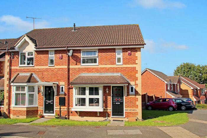 2 Bedroom End Of Terrace House To Rent In Maidenbower, RH10