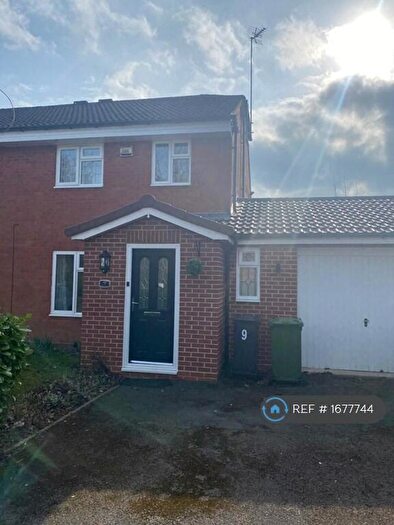 3 Bedroom End Of Terrace House To Rent In Huxbey Drive, Solihull, B92