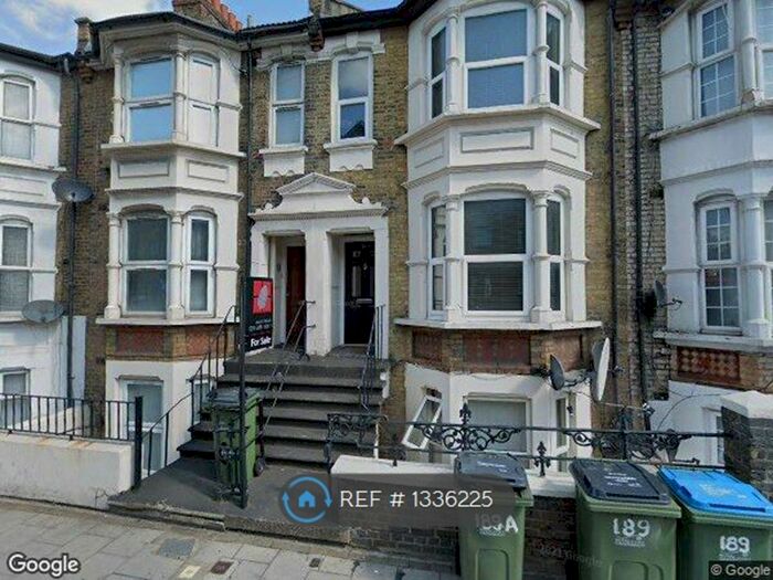 3 Bedroom Maisonette To Rent In Plumstead High Street, London, SE18