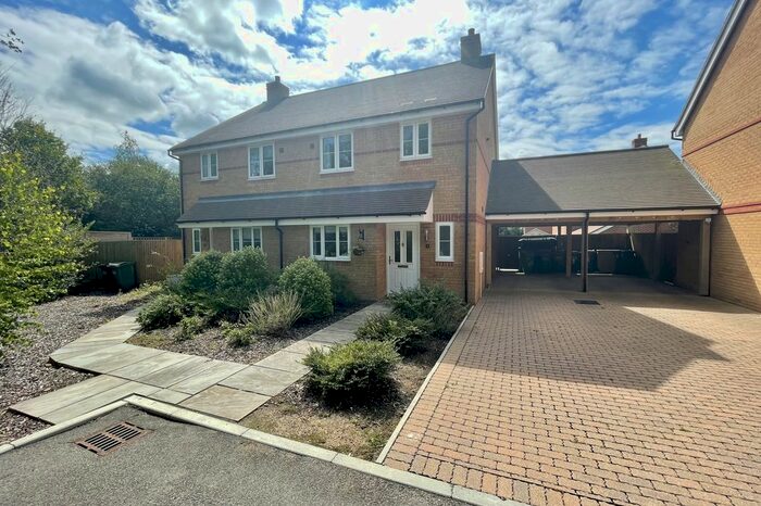 3 Bedroom Semi-Detached House For Sale In Primrose Way, Polegate, Sussex, BN26