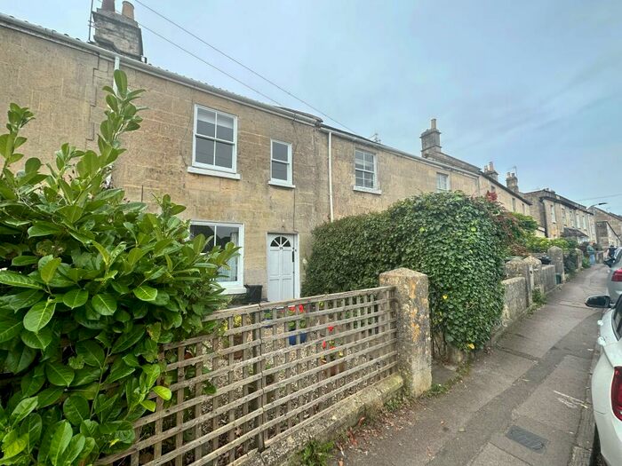 2 Bedroom House To Rent In Combe Road, Bath, BA2