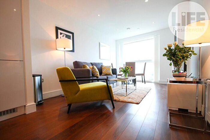 1 Bedroom Apartment To Rent In Talisman Tower, Lincoln Plaza, London, E14