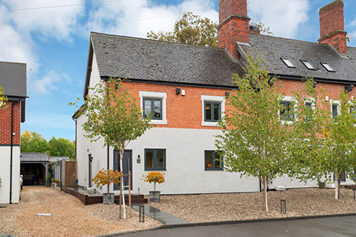 3 Bedroom Character Property For Sale In Station Road, Sutton Bonnington, DE74