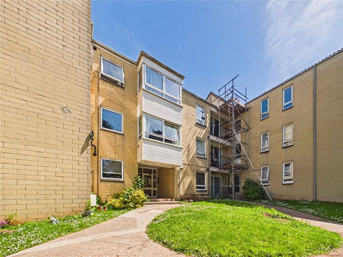 2 Bedroom Flat For Sale In Overnhurst Court, Overnhill Road, Downend, Bristol, BS16