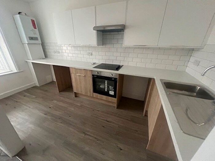 1 Bedroom Flat To Rent In Old Christchurch Road, Bournemouth, BH1