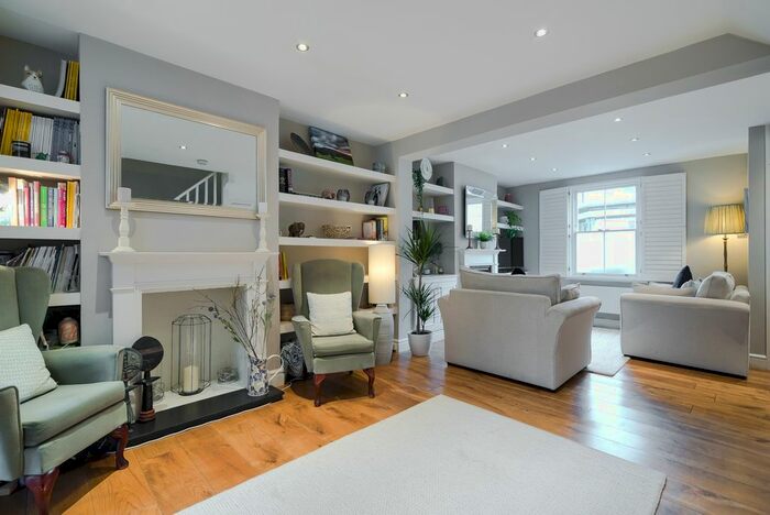 3 Bedroom Terraced House To Rent In Ballantine, Wandsworth, SW18
