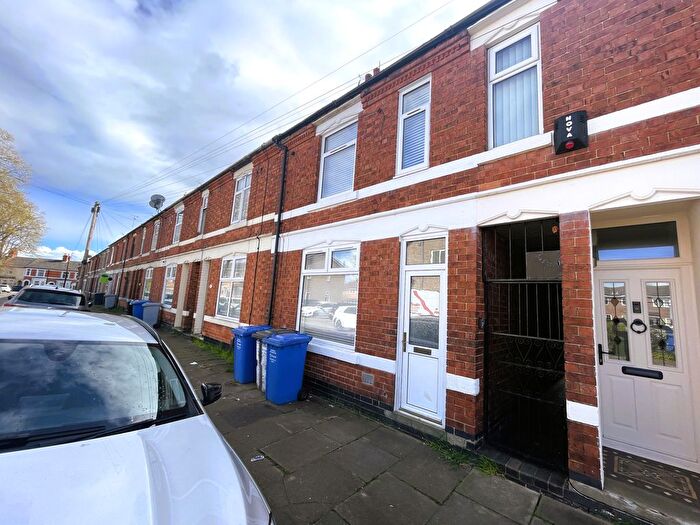3 Bedroom Terraced House To Rent In Connaught Street, Kettering, NN16