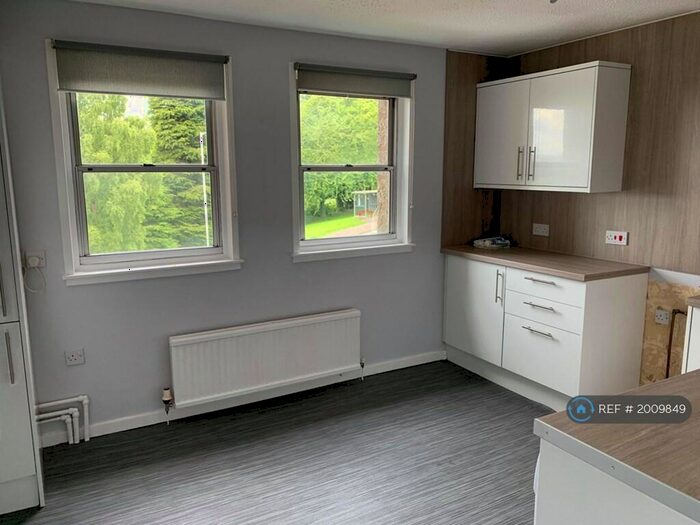 2 Bedroom Flat To Rent In Moodie Street, Dunfermline, KY12
