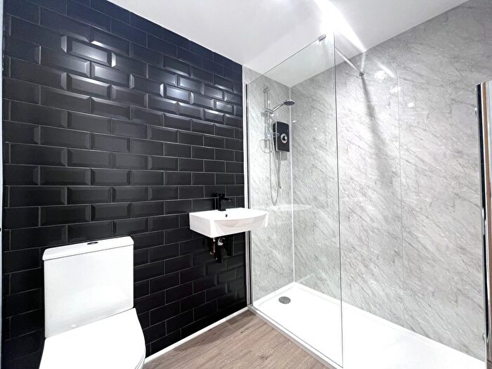 2 Bedroom Flat To Rent In Healy Place, Stoke, Plymouth, PL2