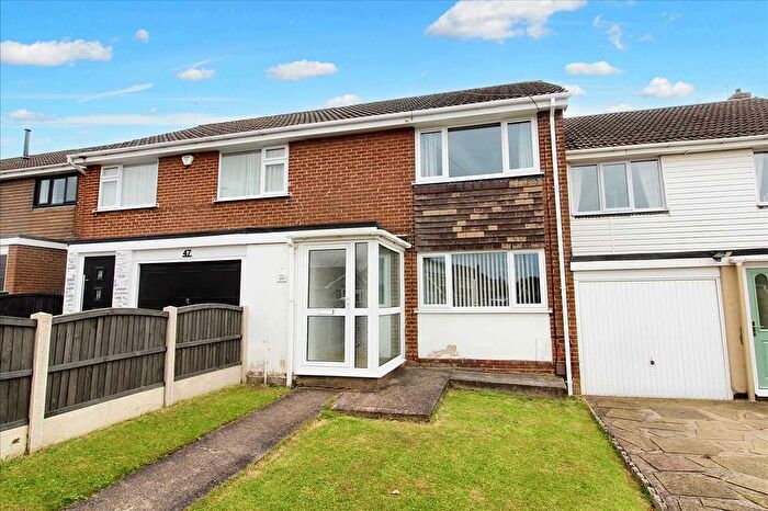 2 Bedroom Town House To Rent In Sherwood Way, Selston, Nottingham, NG16