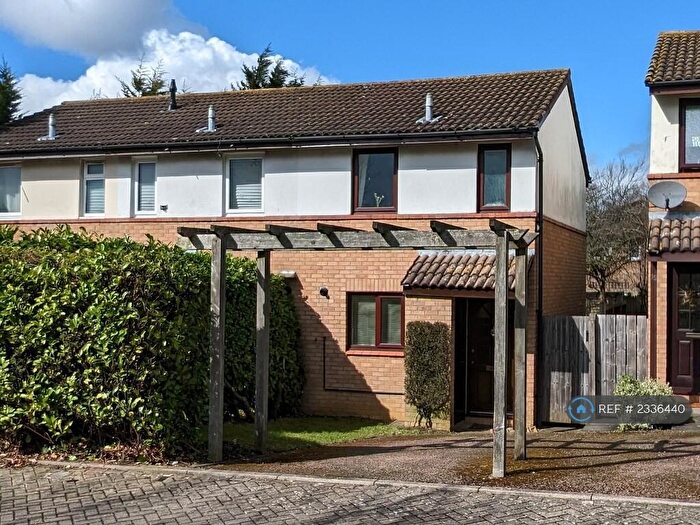 2 Bedroom Semi-Detached House To Rent In Hadley Place, Milton Keynes, MK13