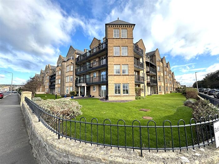 2 Bedroom Flat For Sale In Beach Road, Weston-Super-Mare, BS23