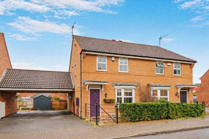 3 Bedroom Semi Detached House For Sale In Siskin Road, Uppingham, Oakham, LE15