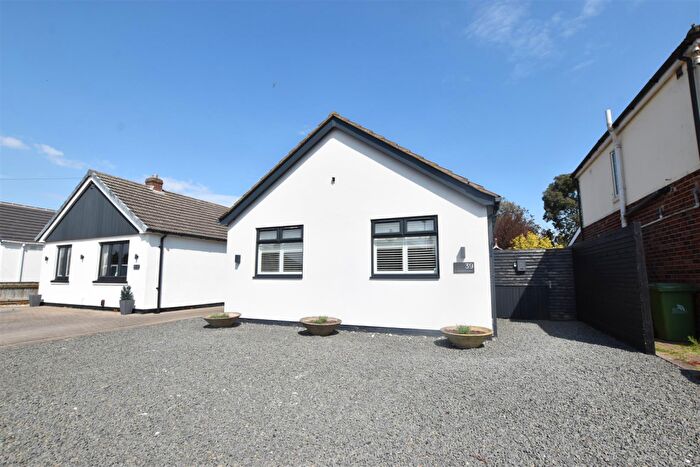 3 Bedroom Detached Bungalow For Sale In Eastfield Avenue, Scartho, Grimsby, DN33