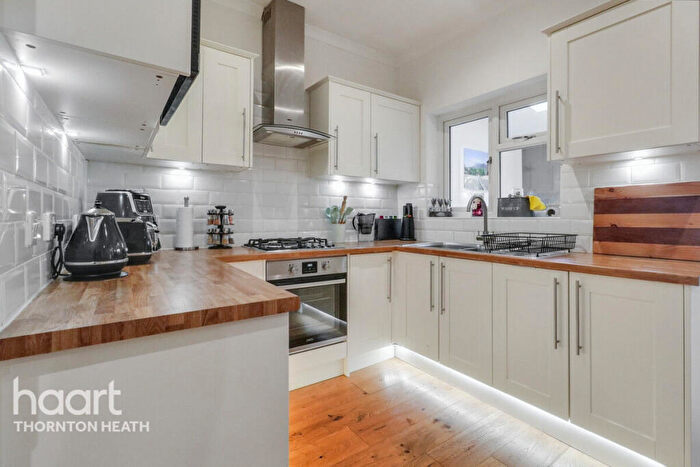 3 Bedroom Terraced House For Sale In Beechwood Avenue, Thornton Heath, CR7