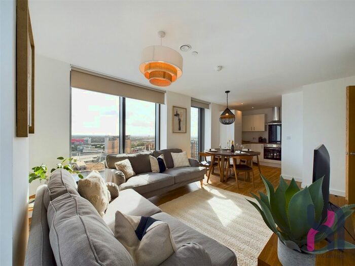 2 Bedroom Flat To Rent In Media City, Michigan Point Tower D, Michigan Avenue, Salford, M50